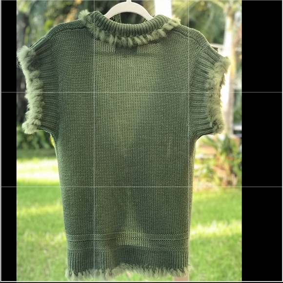 Cardigan Vest Green with Fur Trim - Picture 3 of 8